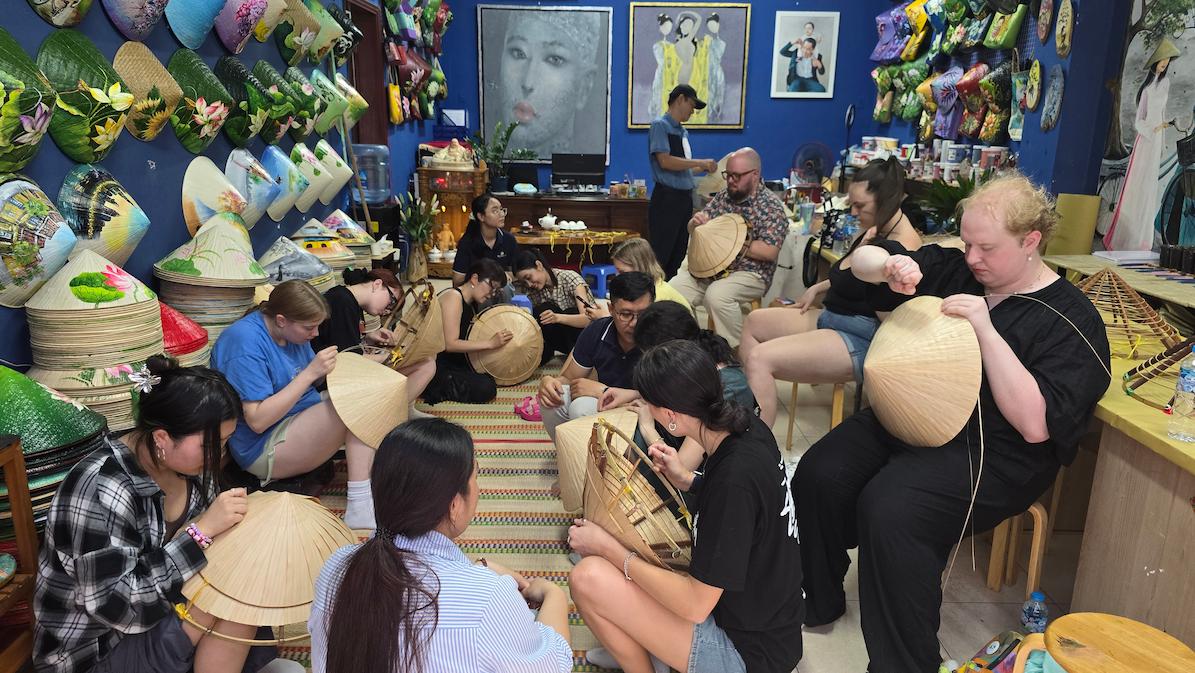 Conical hat workshop in Ho Chi Minh City