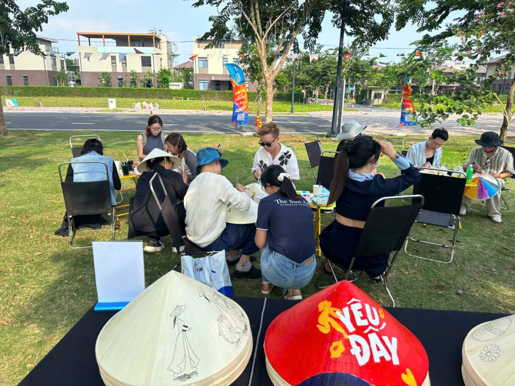 Sun Art Vietnam conical hat workshop in HCMC