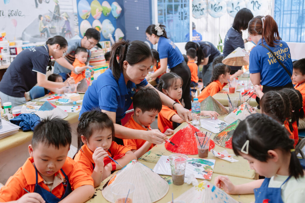 Study tour students joining a craft workshop in Ho Chi Minh City