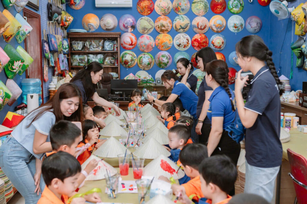 sun-art-vietnam-conical-hat-workshop-hcmc.