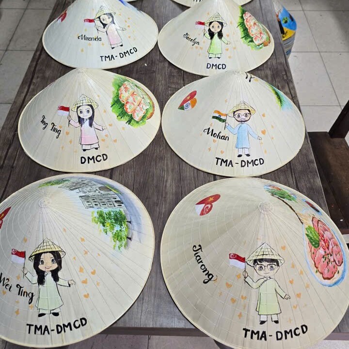 Couple chibi conical hat souvenir from Vietnam